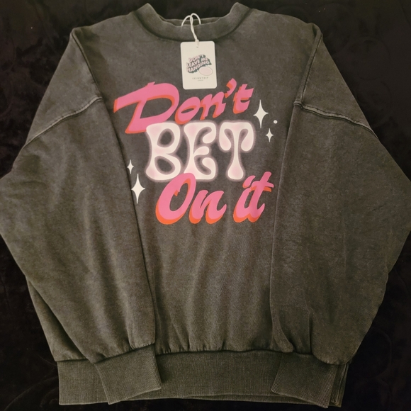 Cozy / Warm Sweatshirt, Small Oversize, it can fit S, M, L, XL - Picture 2 of 7